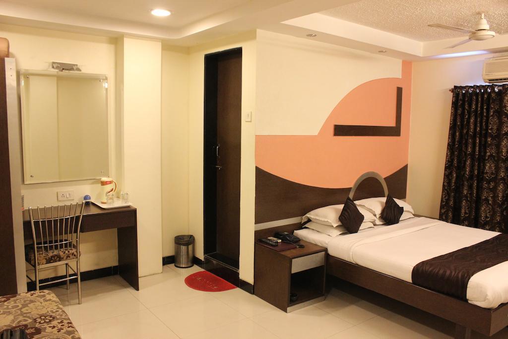Hotel Fortune Bombay Esterno foto