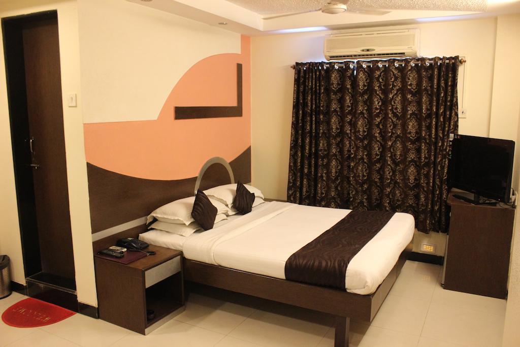 Hotel Fortune Bombay Esterno foto