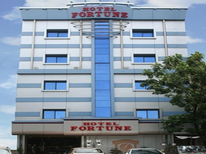 Hotel Fortune Bombay Esterno foto