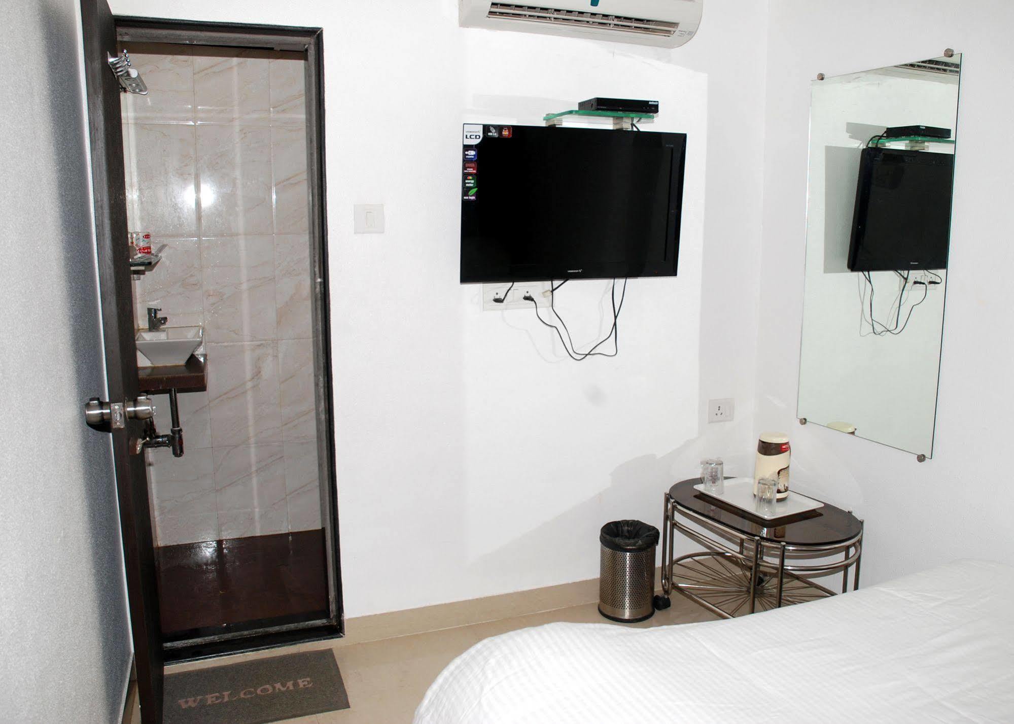 Hotel Fortune Bombay Esterno foto